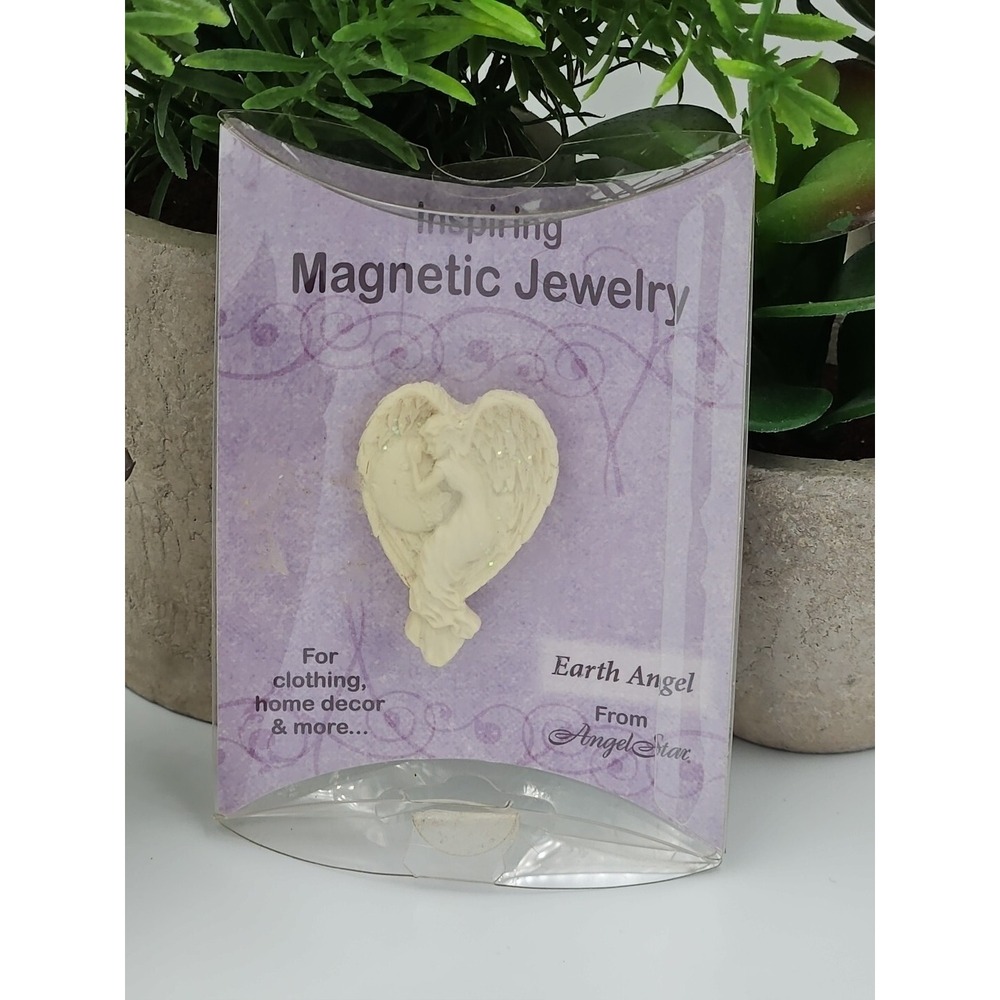 Magnetic Jewelry Angel Pin Heart Ivory Cream‎ New In Package